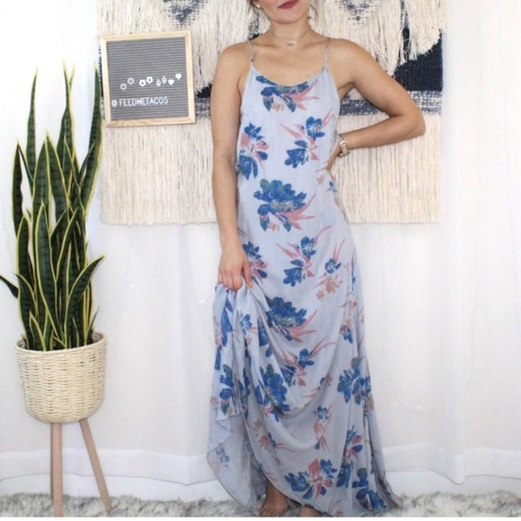Free People Dresses & Skirts - Free People Star Chasin Slip On Floral Maxi Dress